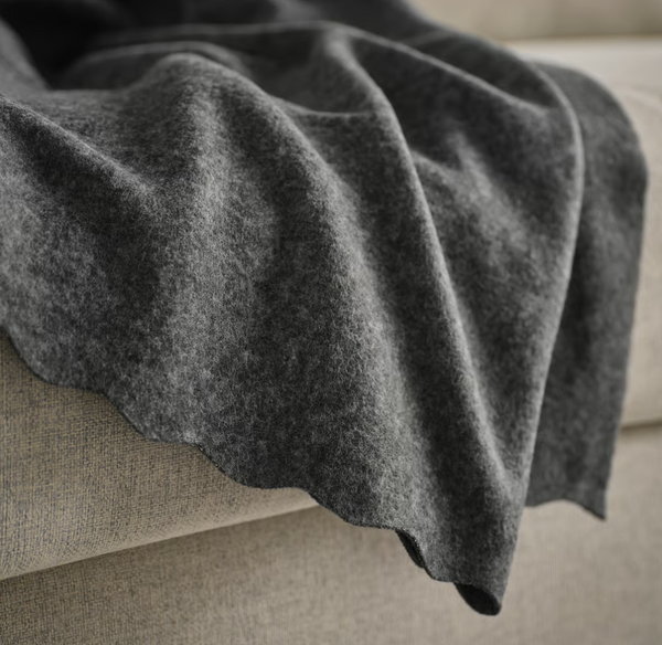 DAGGKÅPOR Throw, dark grey, 130x170 cm