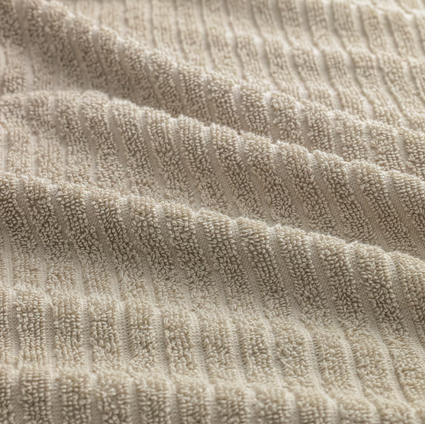 VÅGSJÖN Bath towel, light beige, 70x140 cm