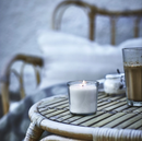 JÄMLIK scented candle in cup, light beige, 20 hr, vanilla