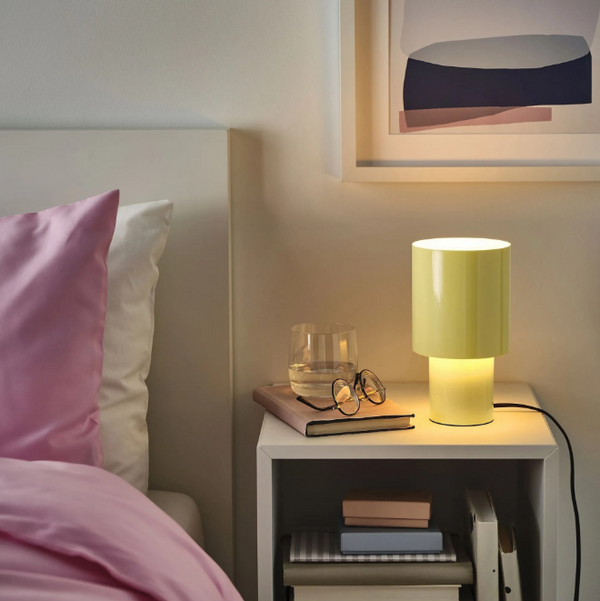 SPETSBOJ table lamp, yellow, 22 cm