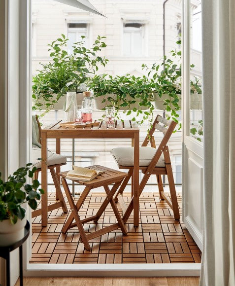 NÄMMARÖ pedestal table, light brown